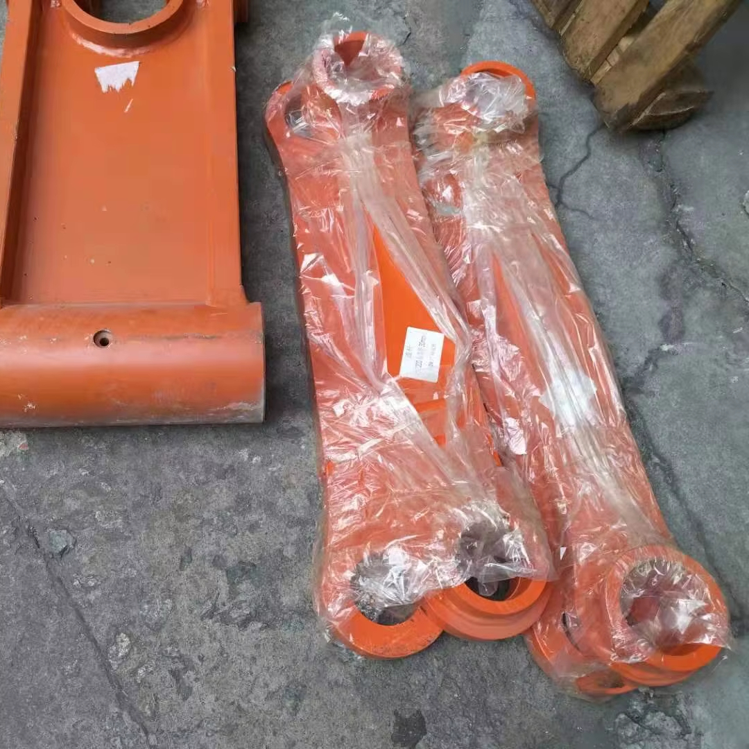 EX200 Heavy Equipment Spare Pa - огляд і ціна Heavy Equipment Engineering